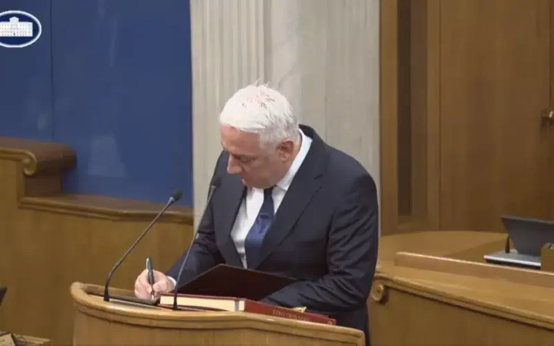 Redakcija Fokusa na mukama: Hoće li „dežurni Ćaciji“ iz dijaspore dočekati novog ministra?
