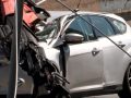 Njujork: Dizalica pala na automobil, djevojka čudom ostala živa (VIDEO)