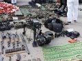 Kurti objavio fotografije i spisak: Policija zaplijenila minobacače, džipove, nagazne mine, eksploziv TNT, oružje…