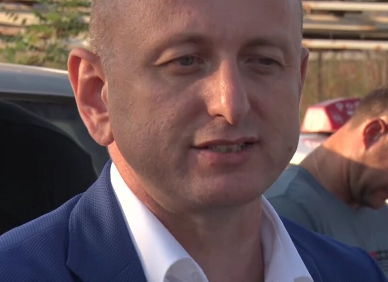 Šampion praznih ultimatuma: Kneževiću prešlo u naviku da prijeti izlaskom iz vlasti ako ne bude po njegovom