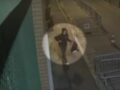 Ovo je jedan od uhapšenih Srba: Otkriven snimak kako baca svinjske glave na džamiju u Parizu (VIDEO)